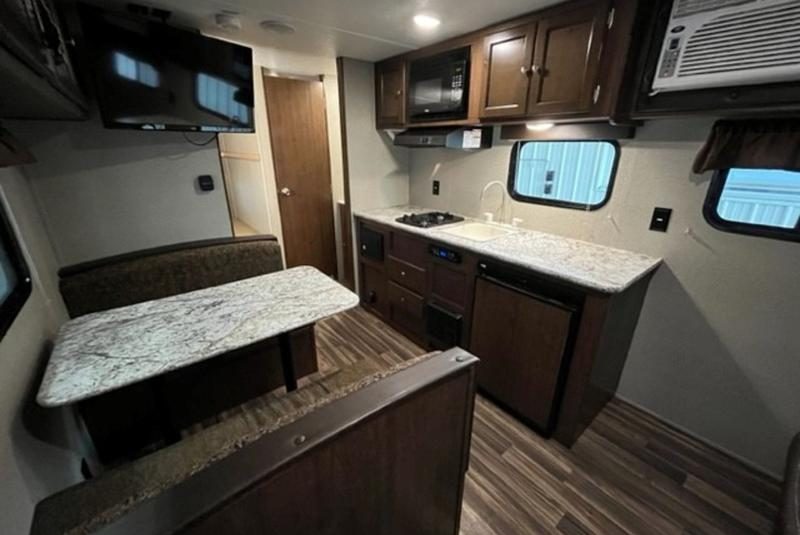 2018 Keystone RV Hideout Single Axle 185LHS