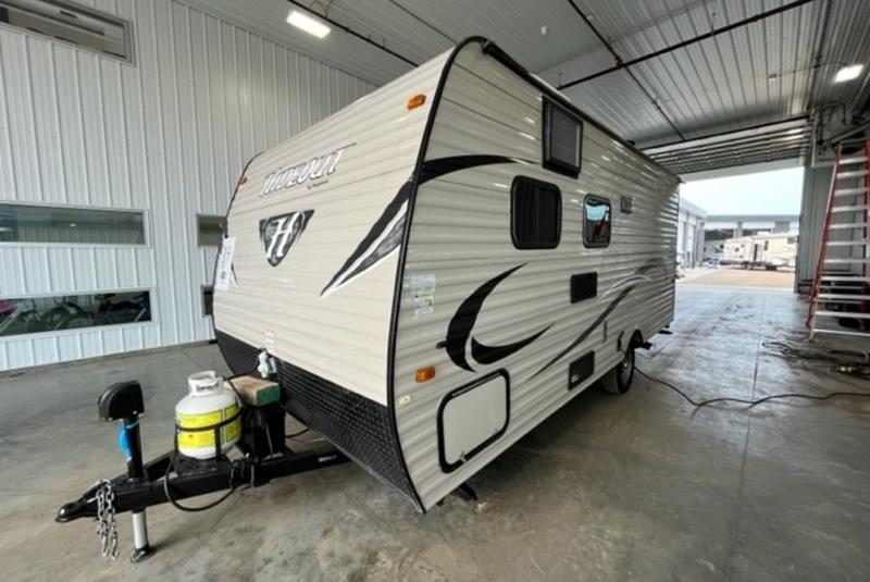 2018 Keystone RV Hideout Single Axle 185LHS